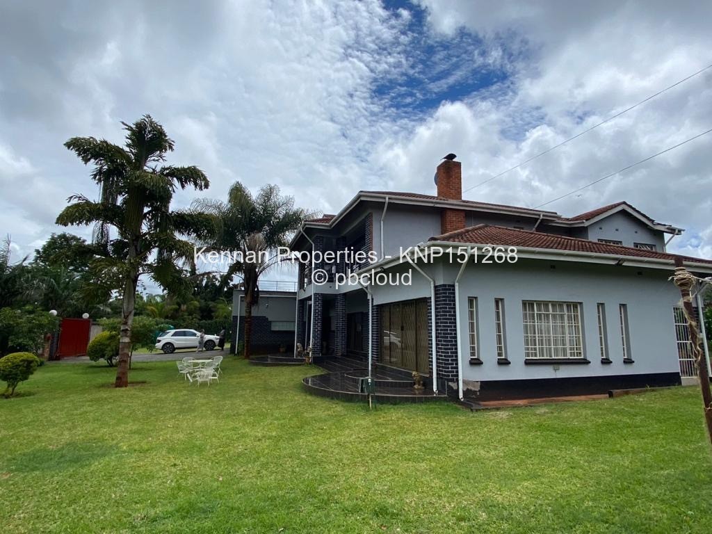 10 Bedroom House to Rent in Greystone Park