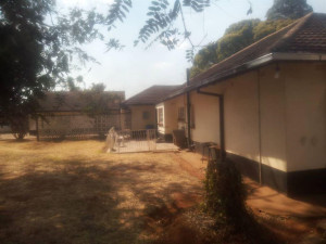 4 Bedroom House to Rent in Mandara