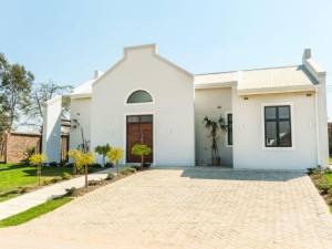 Townhouse/Cluster for Sale