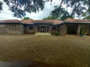 5 Bedroom House to Rent in Bluff Hill