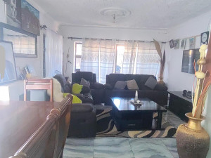 4 Bedroom House to Rent in Kuwadzana
