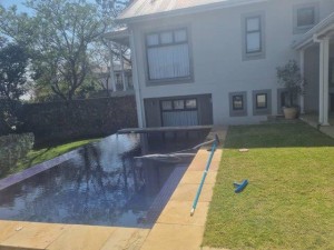 Townhouse/Complex/Cluster to Rent in Borrowdale Brooke