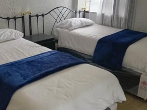 2 Bedroom House to Rent in Marlborough