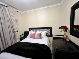3 Bedroom House to Rent in The Grange