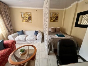 1 Bedroom Cottage/Garden Flat to Rent in The Grange