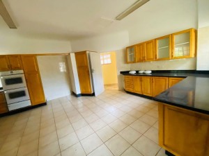 Townhouse/Complex/Cluster to Rent in Mount Pleasant