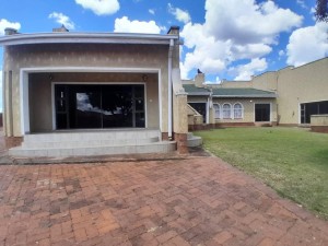 5 Bedroom House to Rent in Mount Pleasant Heights