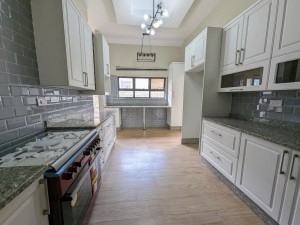 Townhouse/Complex/Cluster to Rent in Westgate