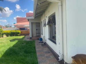 4 Bedroom House to Rent in Bluff Hill