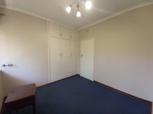 Flat/Apartment to Rent in Avondale West