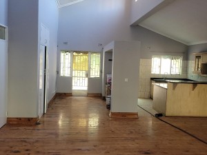 2 Bedroom Cottage/Garden Flat to Rent in Borrowdale Brooke