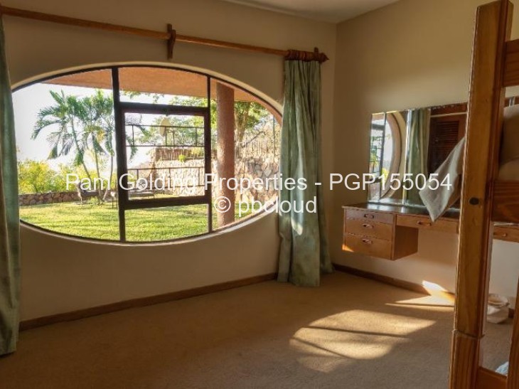 4 Bedroom House for Sale in Kariba, Kariba
