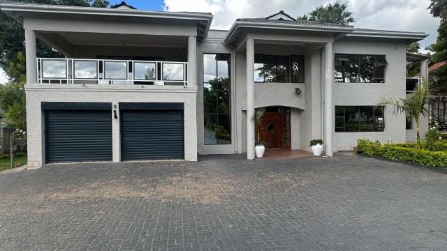 6 Bedroom House to Rent in Borrowdale Brooke