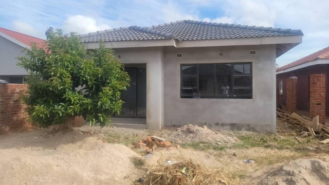 3 Bedroom House to Rent in Aspindale Park
