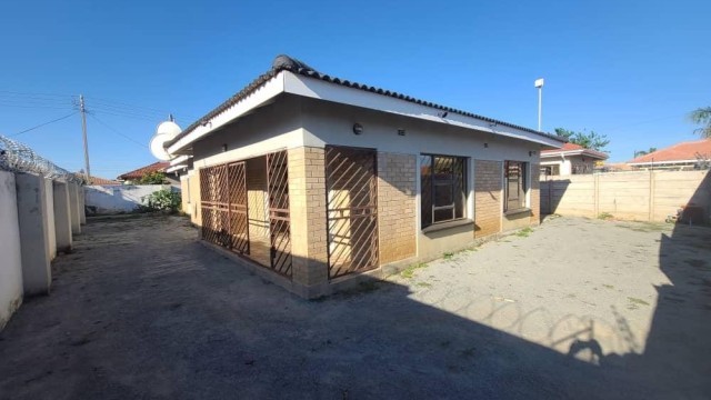 3 Bedroom House to Rent in Madokero Estates